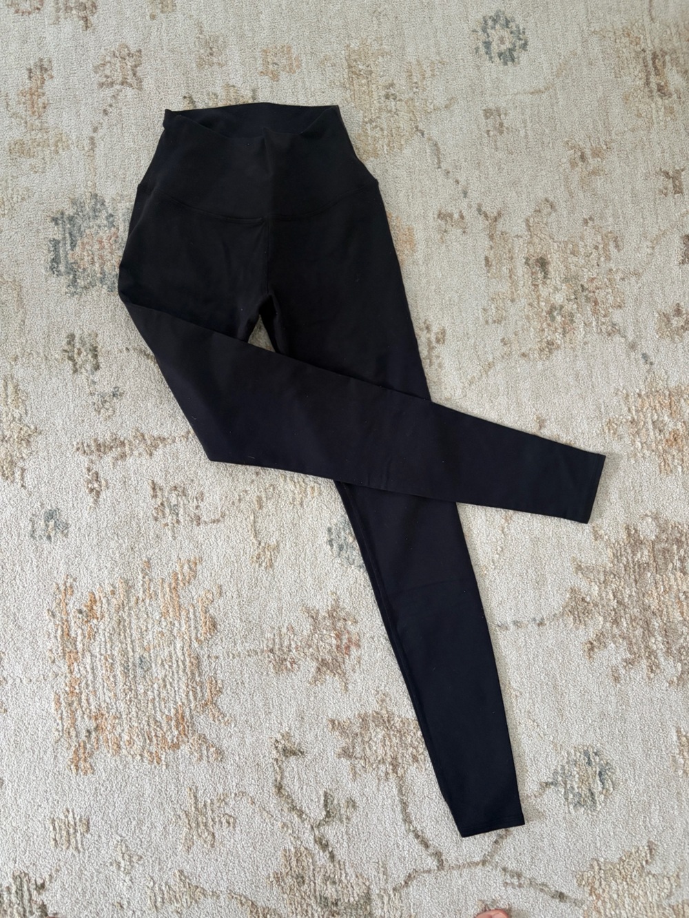 ALO Yoga Kids Black High-Rise Leggings